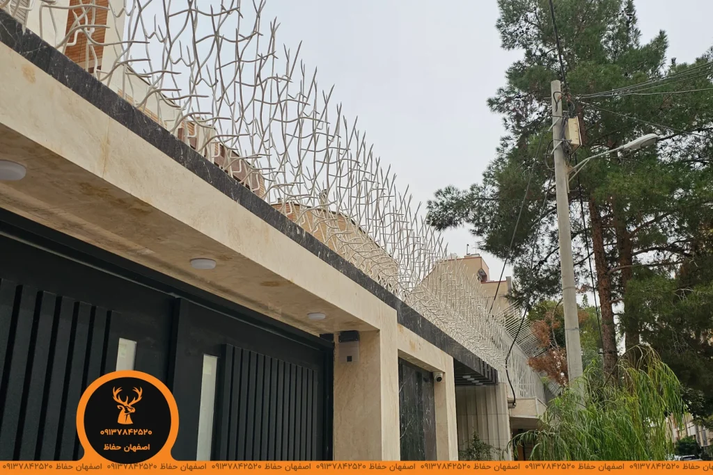 محاسبه قیمت حفاظ شاخ گوزنی؛ هر متر حفاظ شاخ گوزنی چند است؟